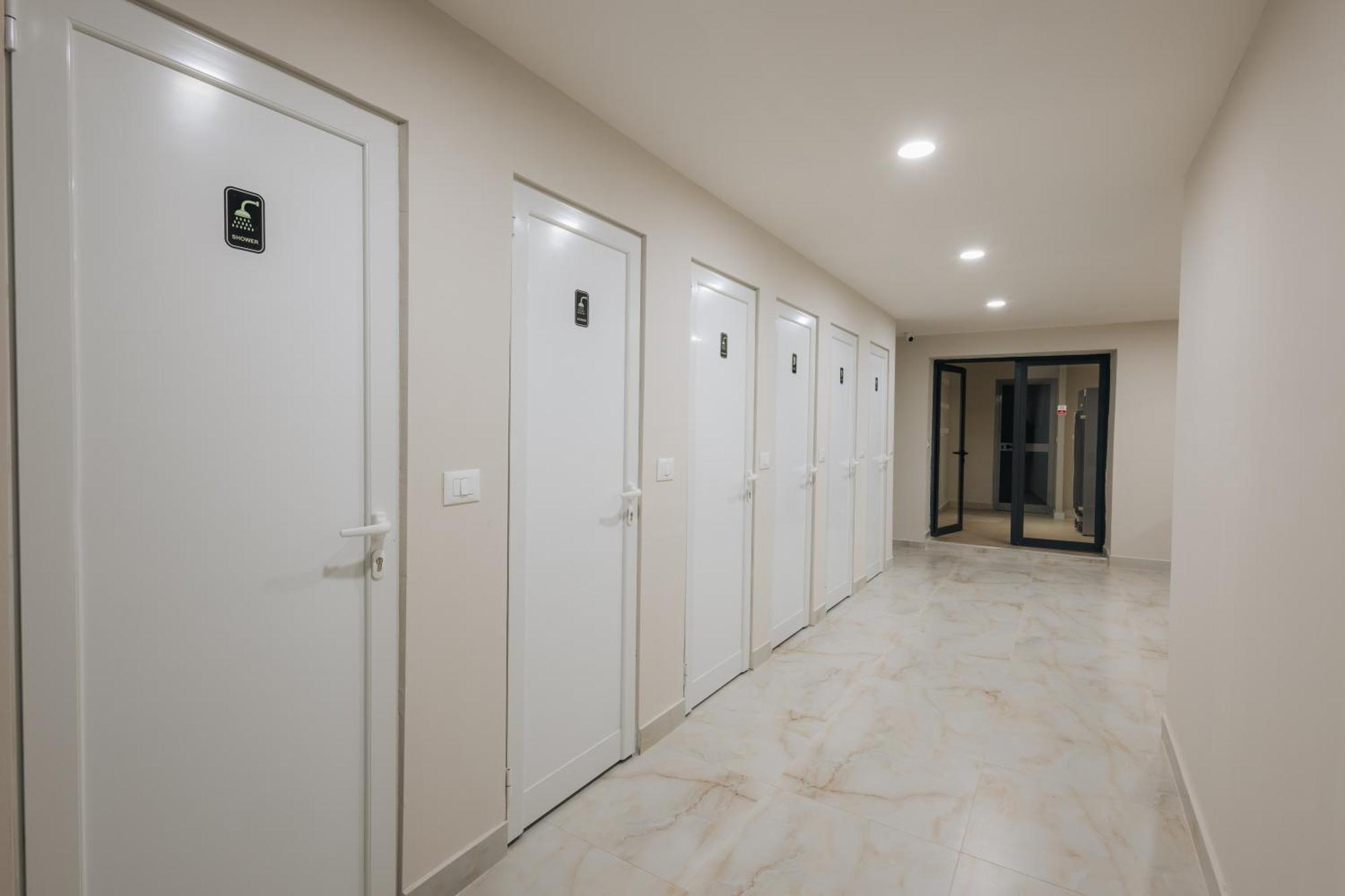 Gm Tirana Hostel Exterior photo